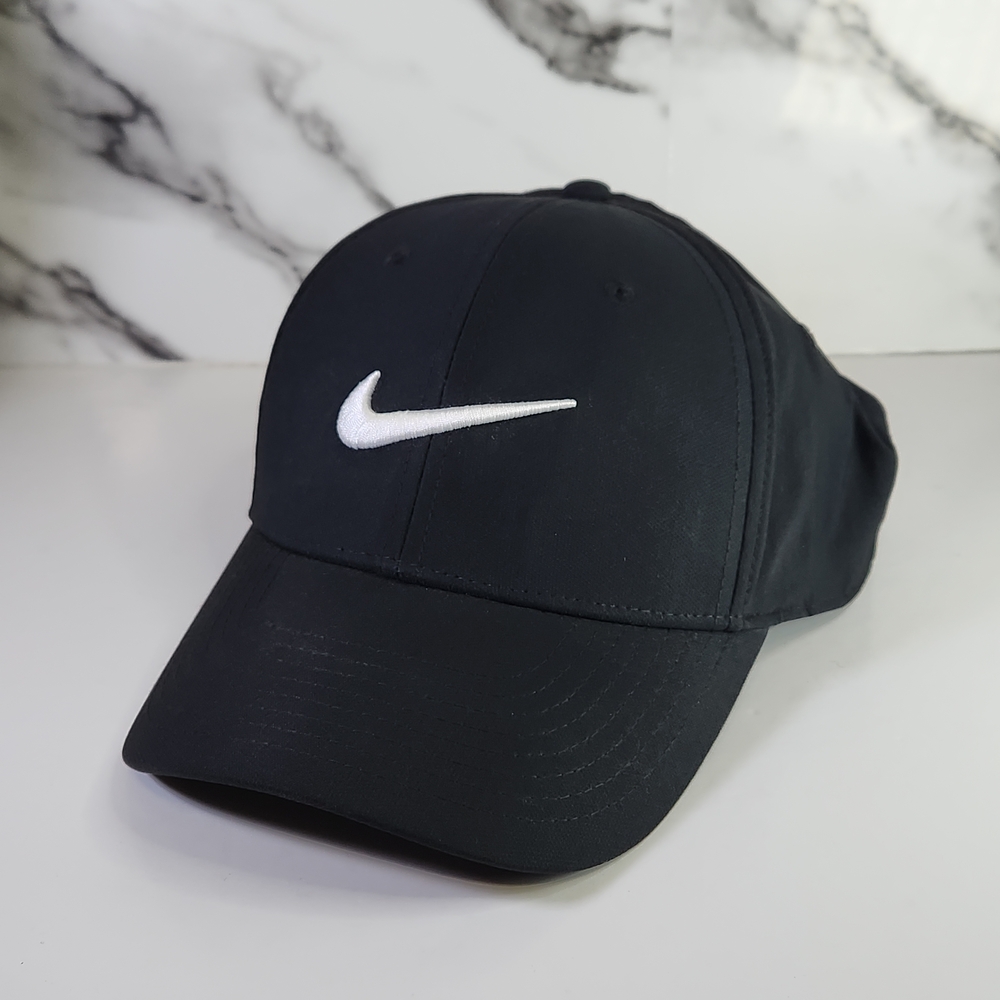 Nike Hat Classic Black Club Cap. Dri-fit